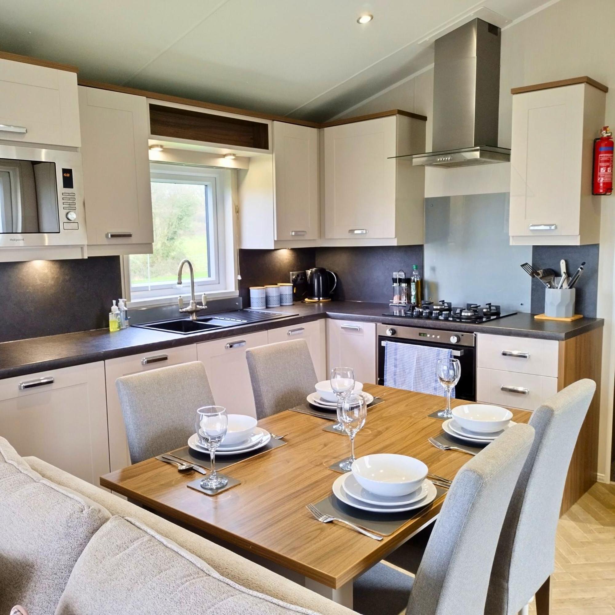 Caplor Glamping & Lodges Hereford Exterior photo